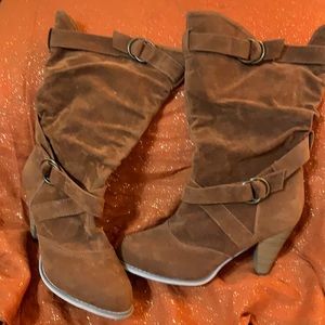 Torrid suede boots never worn outside